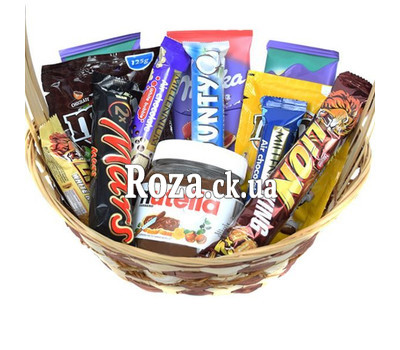 Basket with nutella and chocolate bars