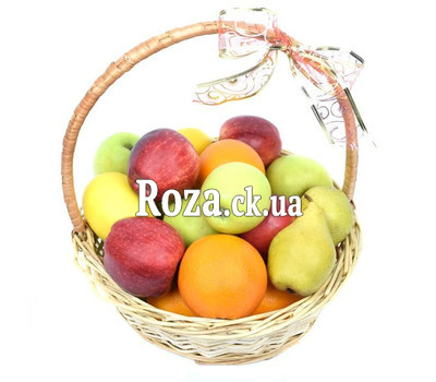 Небольшая корзинка фруктов