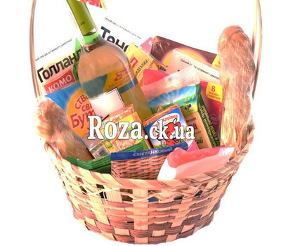 Cheese and Wine Gift Basket 2