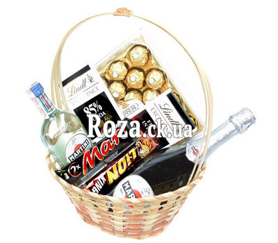 Gift basket with sweets and alcohol