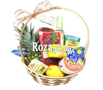 Grocery basket as a gift to a woman