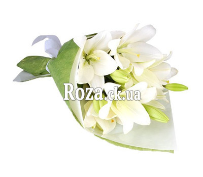 3 lilies in a bouquet