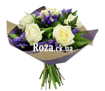 Bouquet of irises and roses