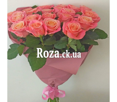 Trendy roses in a bouquet 2