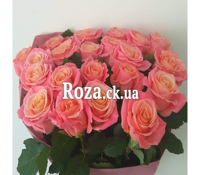 Trendy roses in a bouquet 3