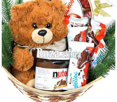 Basket for the New Year with Teddy Bear and Nutella 1