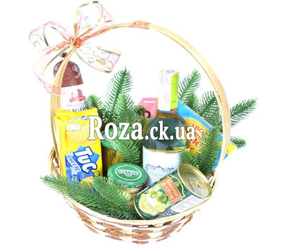 New Year's basket with wine