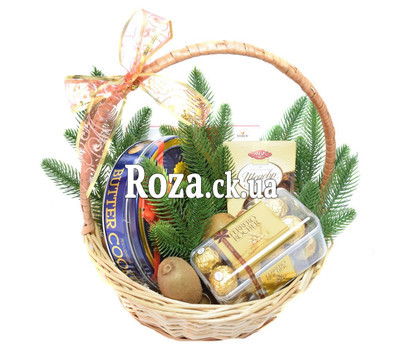 Basket with sweets for the New Year