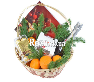 Christmas Gift Basket with Martini Asti