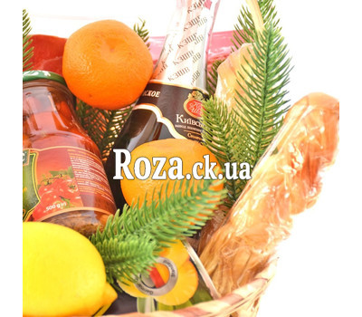 Champagne Christmas Gift Basket 1
