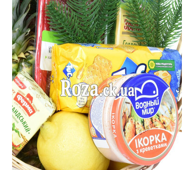 Grocery basket as a gift for the New Year 3