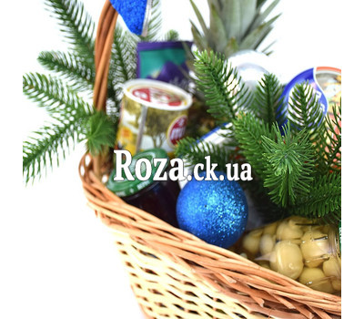 Grocery gift basket for the New Year 1