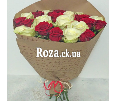 Bouquet of scarlet and white roses 1