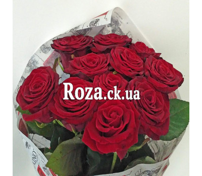 Trendy bouquet of red roses 2