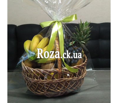 Fruit basket with pineapple 2
