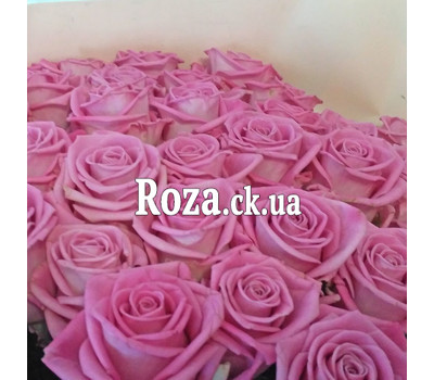 Chic bouquet of pink roses 4