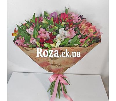 31 alstromeries in bouquet 2