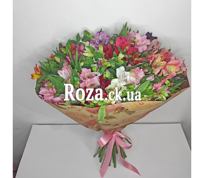 31 alstromeries in bouquet 3