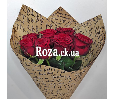7 red roses 4