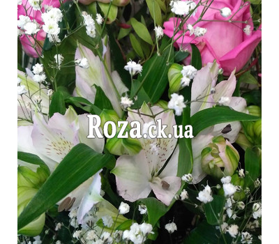 White and pink bouquet 3