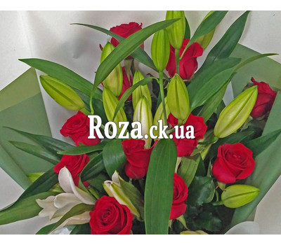 Large bouquet of lilies and roses 7