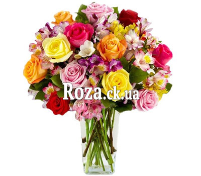 Large bouquet of roses and alstroemeria