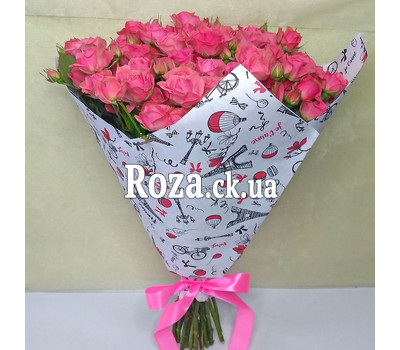 Bouquet of cream spray roses 1