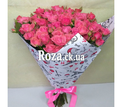 Bouquet of cream spray roses 2