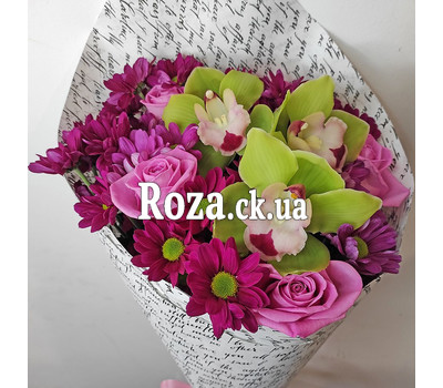 Bouquet with pink flowers and orchids 7