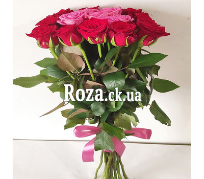 Heart of roses bouquet 6