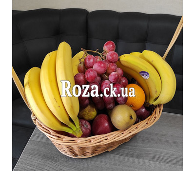 Basket with fruits for a gift 2