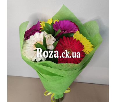 A small bouquet of gerberas 4