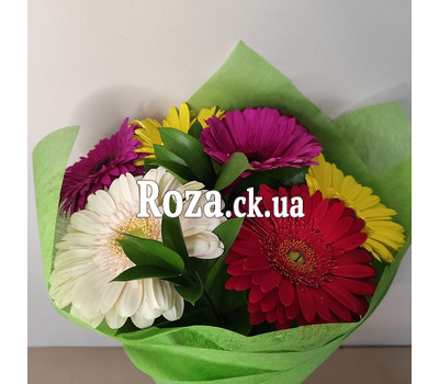 A small bouquet of gerberas 5
