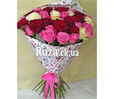 Charming bouquet of 51 roses 1