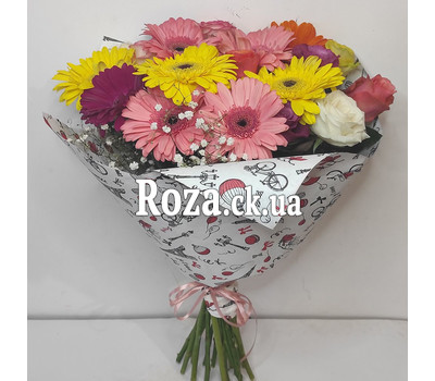 Bright bouquet of roses and gerberas 8