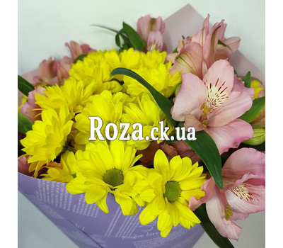 Yellow and orange flowers in a bouquet 2