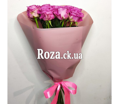 11 pink roses in paper 2