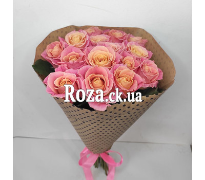 15 peach roses Miss Piggy 9