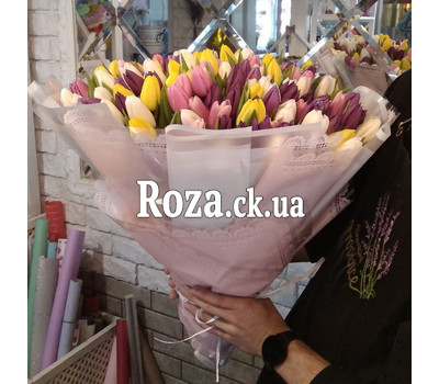 Bouquet of 151 tulips 2