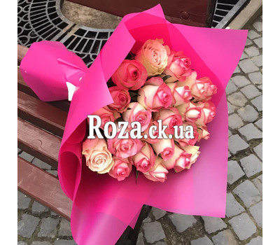 Bouquet of 25 roses Jumilia 1