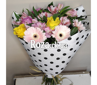 Bouquet of lilies and gerberas 3