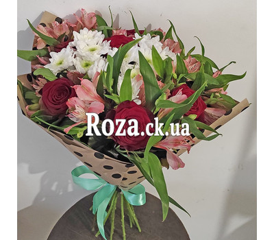 Maiden bouquet of roses, alstromeries and chrysanthemums 6