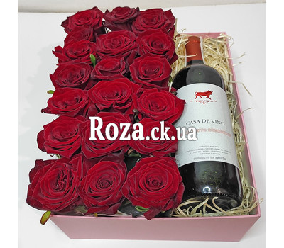 Red roses and wine in a box 2