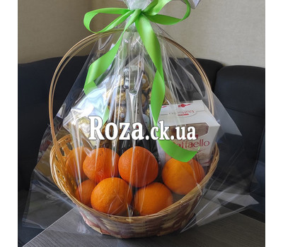Gift basket with citrus 7
