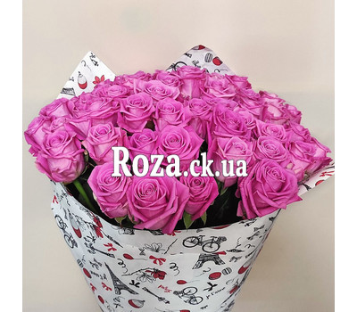 Chic bouquet of pink roses 6