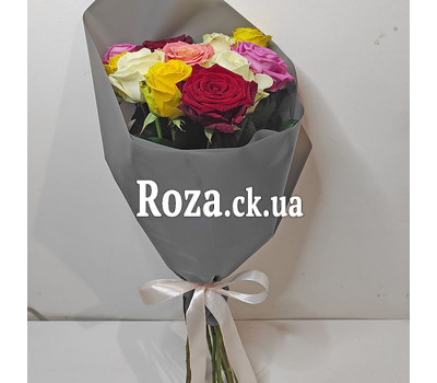 Bright bouquet of roses 2