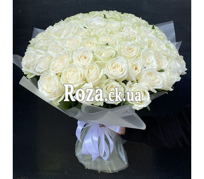 Bouquet of white roses in Cherkassy 1