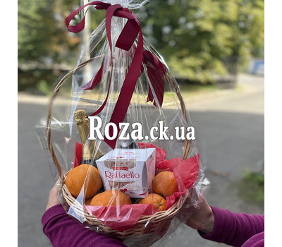 Festive Champagne Gift Basket 2
