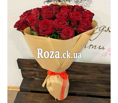 Red roses in packing 4