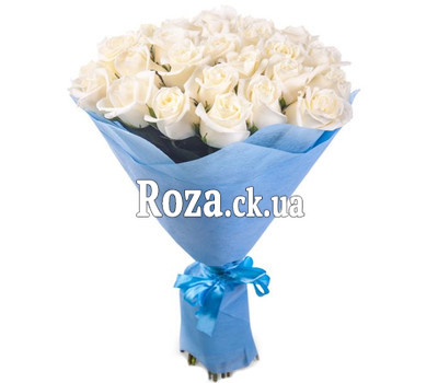 Bouquet of white roses